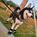 Nouveau design Chaussures pour chiens imperméables avec des chiens de sangle réfléchissants réglables Bottes de chaussures de randonnée